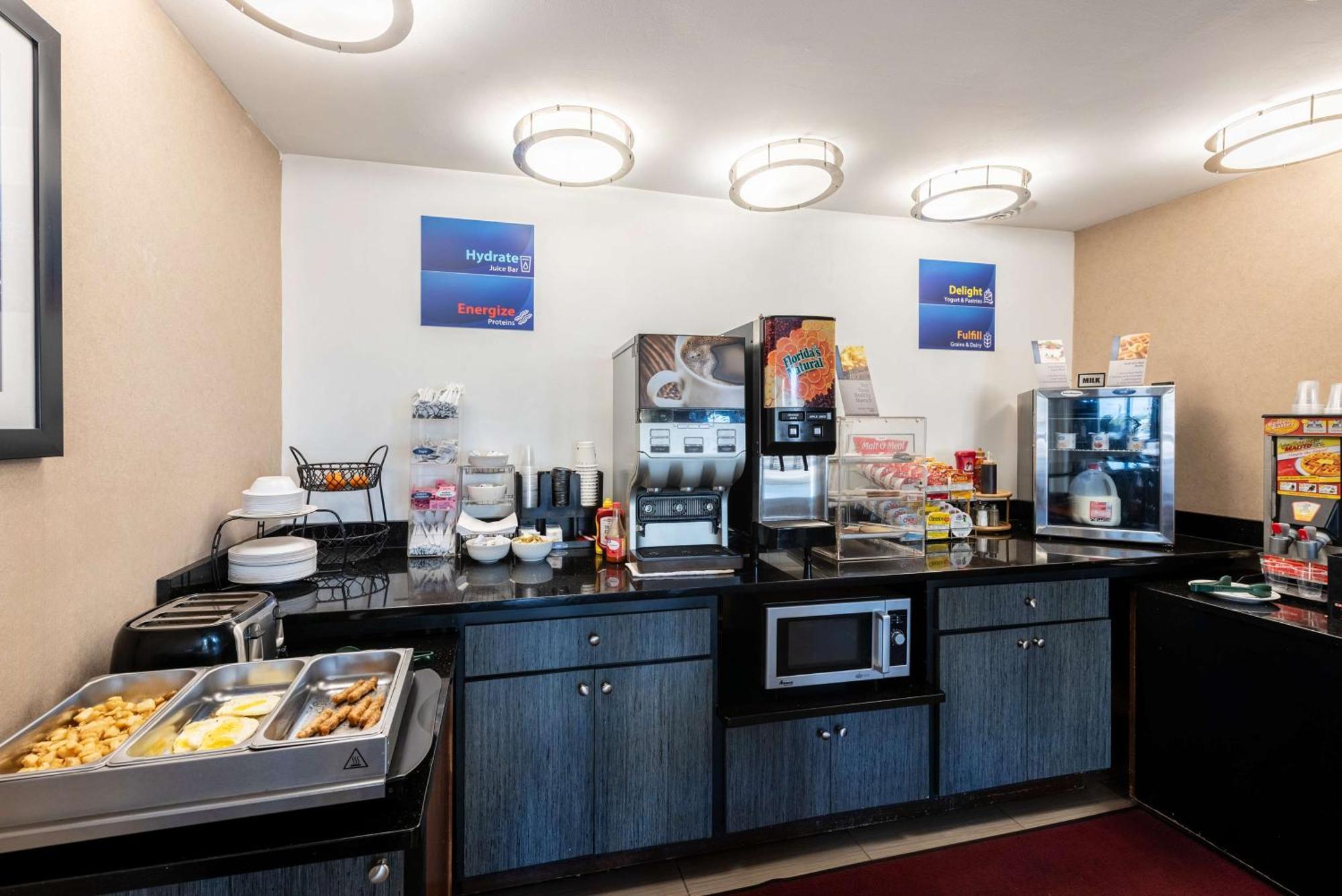 Best Western Executive Inn Grove Stadt Exterior foto