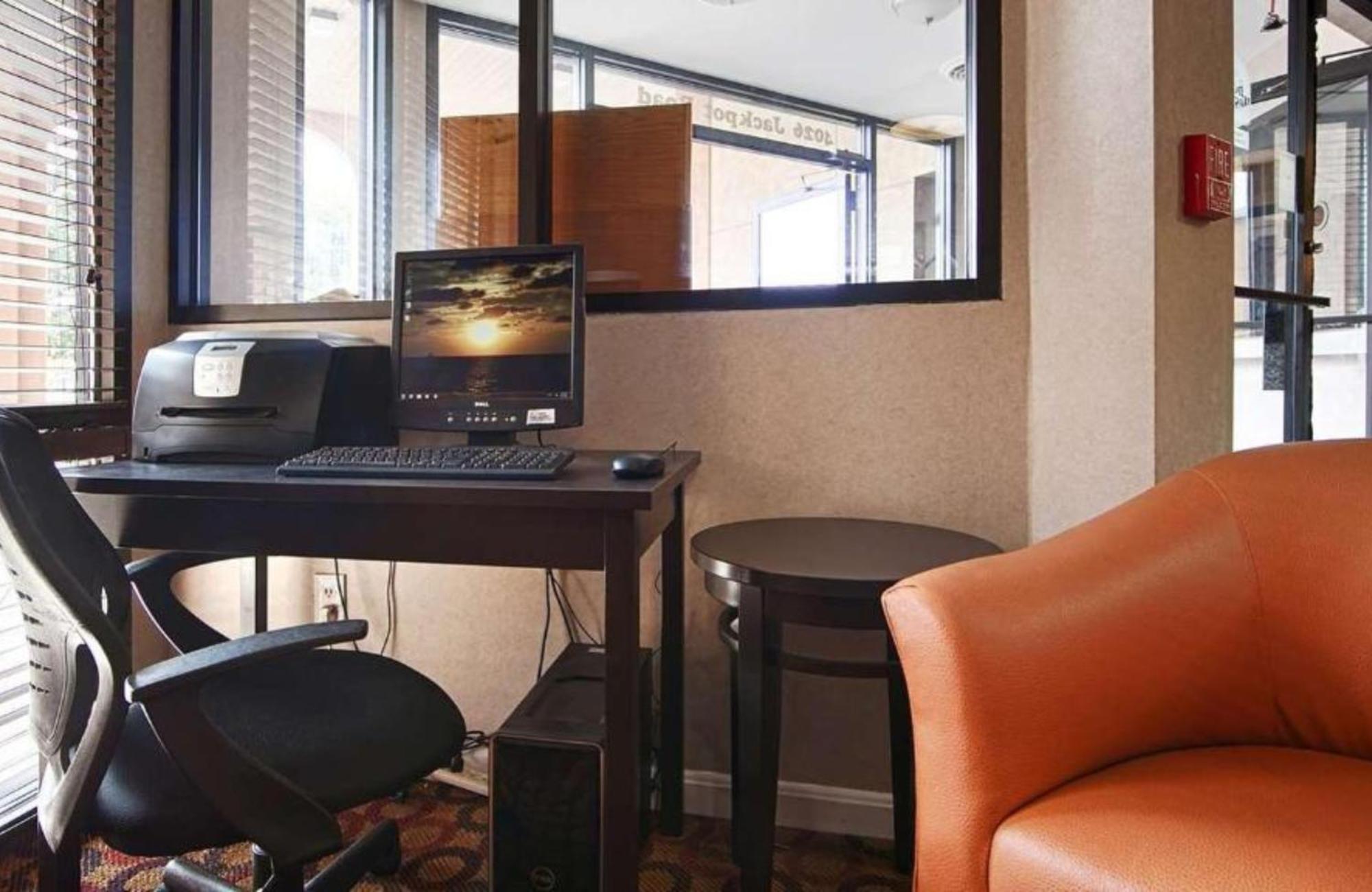 Best Western Executive Inn Grove Stadt Exterior foto